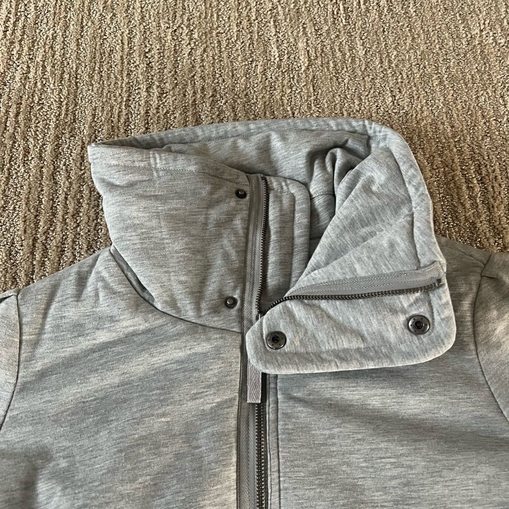 Splendid Light Grey Cowl Neck Jacket - Picture 4 of 8